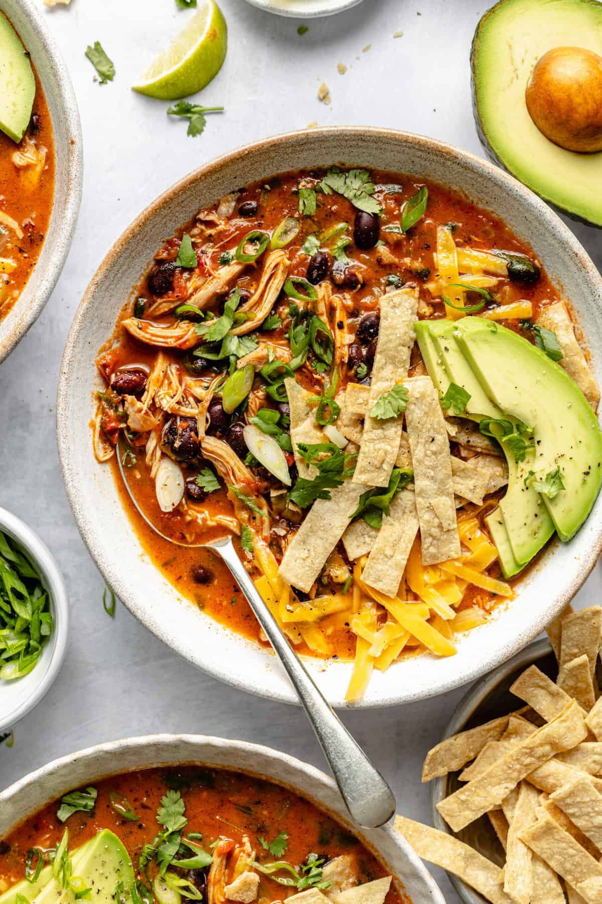 Quick & Healthy Chicken Tortilla Soup: Perfect Sopa de Tortilla Meal